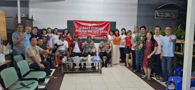 
					Jumat Curhat di Pakulonan Barat, Polsek Kelapa Dua Tampung Aspirasi Warga