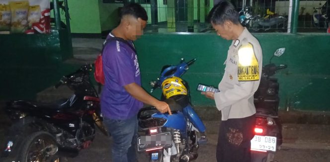 
					Jaga kondusifitas, Polres Garut Amankan Puluhan Botol Miras dan Knalpot Brong Dalam KRYD