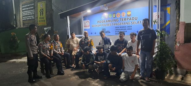 
					Tingkatkan Keamanan Lingkungan, Polsek Pondok Aren Lakukan Pengecekan Siskamling Terpadu di Pondok Kacang Barat