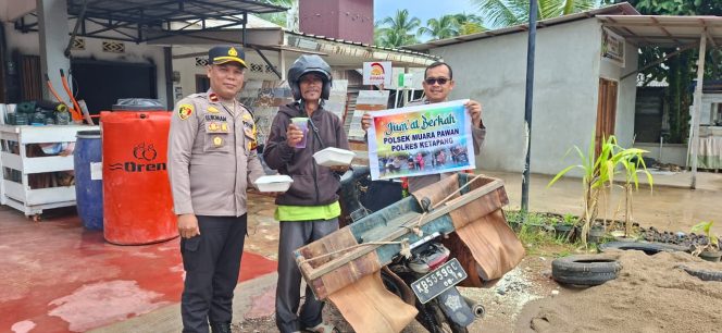 
					Dekat Bersama Masyarakat, Polsek Muara Pawan Gelar Jubah Mas