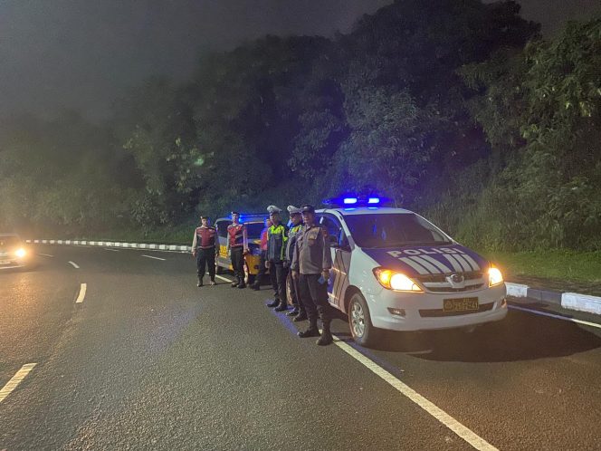 
					Polsek Kelapa Dua Gelar Patroli Cipta Kondisi, Pastikan Situasi Aman dan Kondusif di Wilayah Gading Serpong  TANGSEL,Brigadenews.co.id –