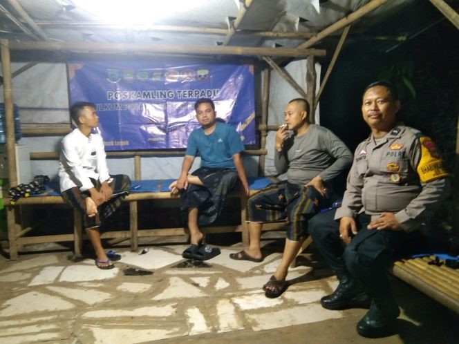 
					Bhabinkamtibmas Desa Babat Sambangi Poskamling, Dorong Warga Aktif Ikut Serta “Jaga Jagarta+