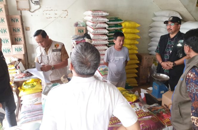 
					Satgas Pengendalian Harga Beras Kalbar Temukan Pelanggaran Berulang, Harga Premium Masih di Atas HET