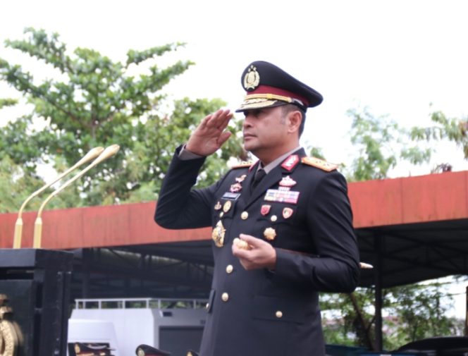 
					Semangat 97 Tahun Sumpah Pemuda: Kapolda Kalbar Ajak Pemuda Jadi Patriotik dan Gigih