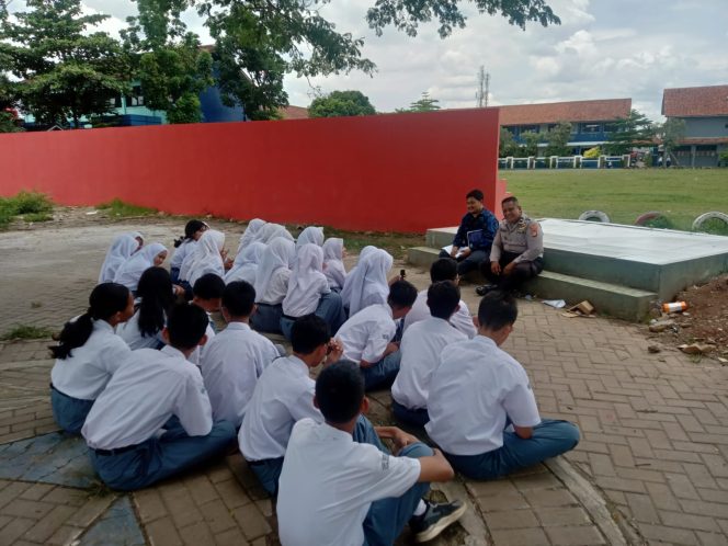 
					Polsek Kelapa Dua Gaungkan Semangat “CETAR” di Sekolah: Cegah Tawuran, Bullying, dan Bentuk Pelajar Tertib Berlalu Lintas