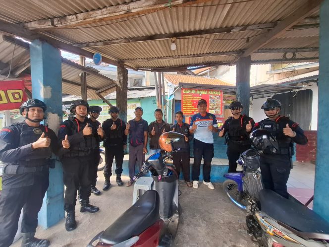 
					Patroli Dialogis Gegana Satbrimob Polda Jabar Wujudkan Kehadiran Negara di Tengah Masyarakat