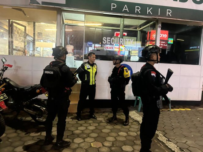 
					Patroli Dialogis Brimob Jabar di Wilayah Pacet – Cianjur