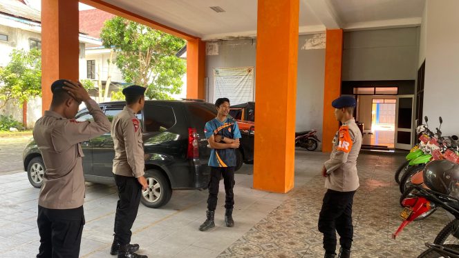 
					Tim SAR Satbrimob Jabar Patroli & Koordinasi Dengan BPBD Garut