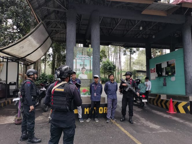 
					Brimob Jabar Gencarkan Patroli Dialogis di Kawasan Wisata Cikole – Lemban