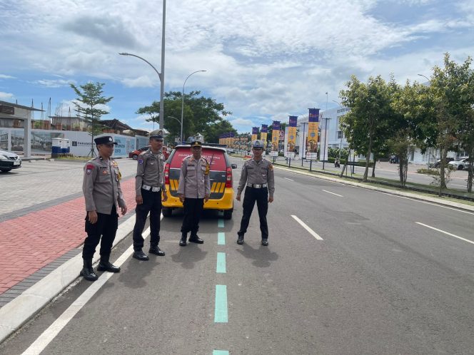 
					Polsek Curug Gelar Strong Point di Perbatasan, Wujudkan Rasa Aman di Tengah Masyarakat