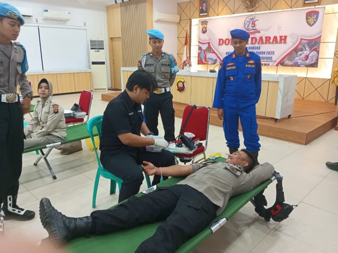 
					Satpolairud Polres Ketapang Gelar Aksi Donor Darah Dalam Rangka Hut Polairud Ke 75 Tahun 2025