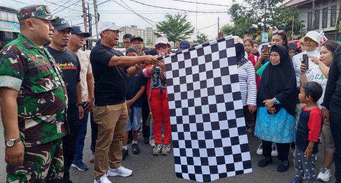 
					Meriah! Warga Kedaung Antusias Ikuti Jalan Sehat HUT ke-87 Kelurahan Kedaung