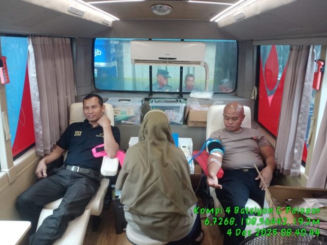 
					Anggota Brimob Turut Berpartisipasi Giat Donor Darah  dalam Rangka Hut 063/Sunan Gunung Jati Ke – 79.