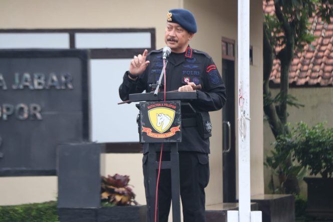 
					Dansat Brimob Polda Jabar : Perkuat Soliditas Jelang Pengamanan Nataru 2026