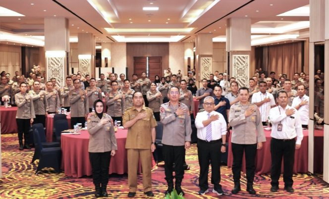 
					Songsong Indonesia Emas 2045, Polda Kalbar Perkuat Sistem Perencanaan Berbasis Data dan Teknologi