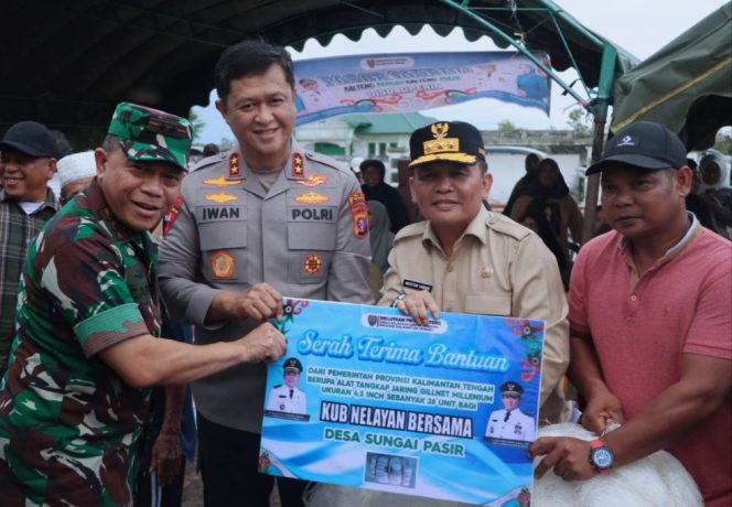 
					Dampingi Gubernur Tinjau Program Pembangunan di Sukamara, Kapolda Kalteng: Wujud Sinergi untuk Kesejahteraan Masyarakat 