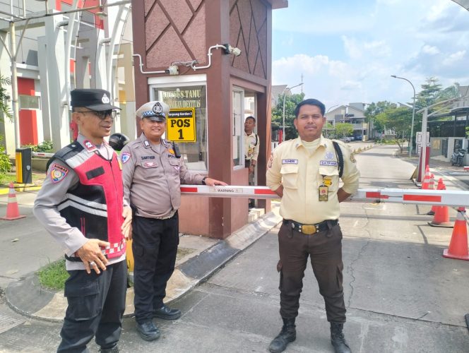 
					KRYD Polsek Cisauk Intensifkan Patroli Strong Point, Cegah Rumsong dan Kejahatan 3C