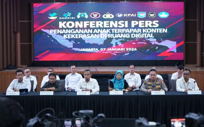 
					Densus 88 AT Polri Temukan True Crime Community, Anak-anak Rentan Terpapar Kekerasan di Ruang Digital