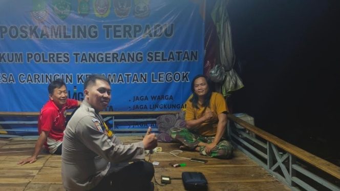 
					Bhabinkamtibmas Desa Caringin Laksanakan Pengecekan Pos Kamling Terpadu