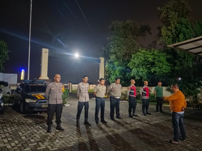 
					Cegah Gangguan Kamtibmas, Polsek Cisauk Turun Gelar Operasi Cipta Kondisi