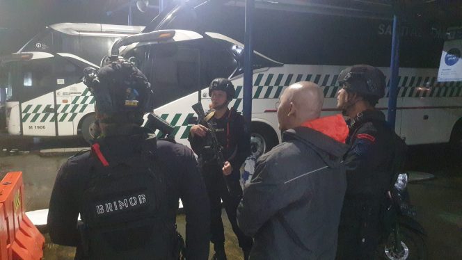 
					Patroli Harkamtibmas (SPP) Brimob Cirebon Intensifkan Pengamanan di Pusat Perbelanjaan & Terminal