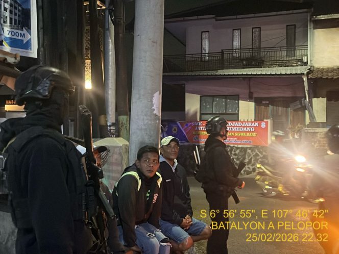 
					Patroli SPP Batalyon A Pelopor Jaga Kondusifitas Wilayah Jatinangor
