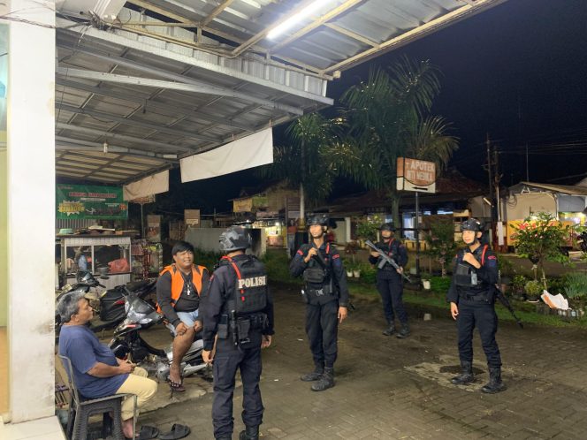 
					Patroli Dialogis Batalyon D Pelopor Jaga Kondusifitas Tasikmalaya Kota