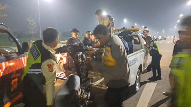 
					Polsek Pagedangan Amankan Dua Remaja Konvoi Bendera dan Bubarkan Balap Liar di BSD