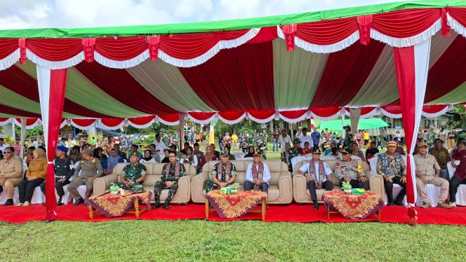 
					Perkuat Sinergitas, Kapolsek Sungai Laur Hadiri Penutupan TMMD Di Kecamatan Sungai Laur