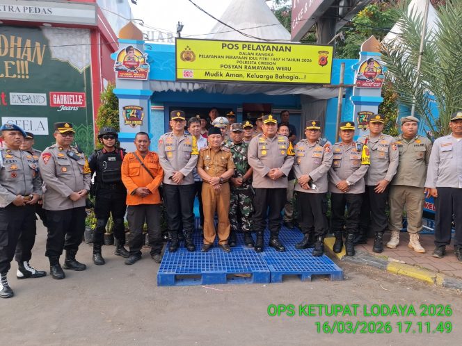 
					PRC Brimob Polda Jabar Siaga di Cirebon : Patroli Operasi Ketupat Lodaya 2026 Berjalan Aman & Kondusif