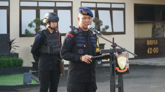 
					Apel Pagi Gabungan Satbrimob Polda Jabar : Wujud Syukur & Apresiasi atas Suksesnya Pengamanan Idul Fitri 1447 H