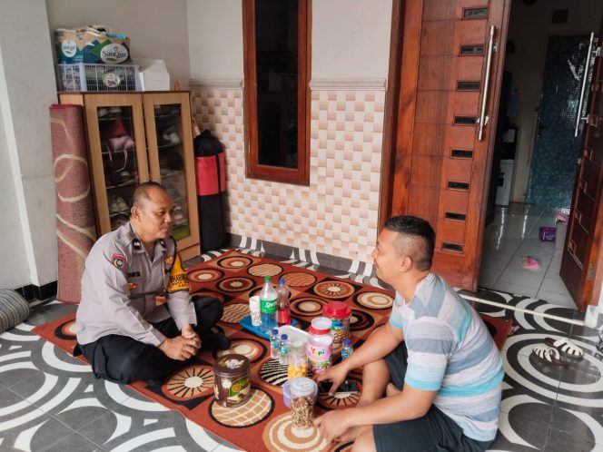 
					Bhabinkamtibmas Cukanggalih Ajak Warga Perkuat Kamtibmas, Paska Lebaran