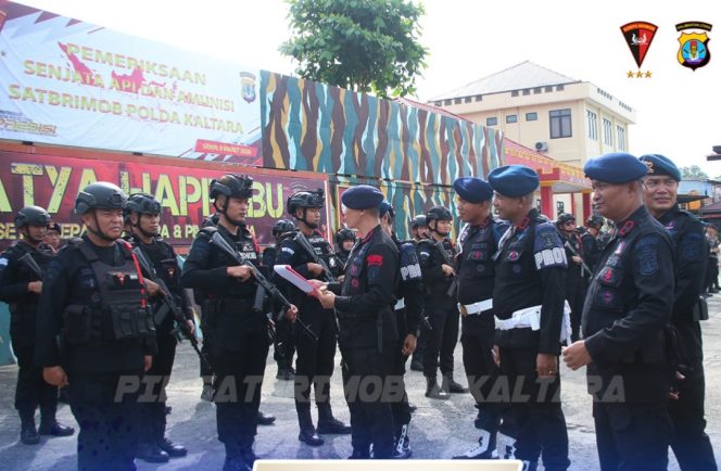 
					Pastikan Penggunaan Senpi Sesuai Prosedur, Dansat Brimob Polda Kaltara Lakukan Pemeriksaan Rutin