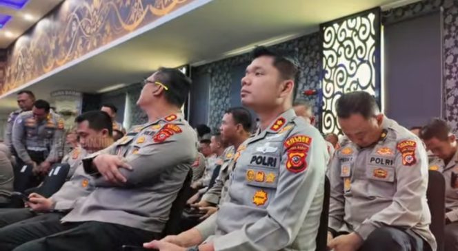 
					Kapolda Jabar Pimpin Rakor Kesiapan Idul Fitri 1447 H, Kapolres Cianjur Turut Hadir