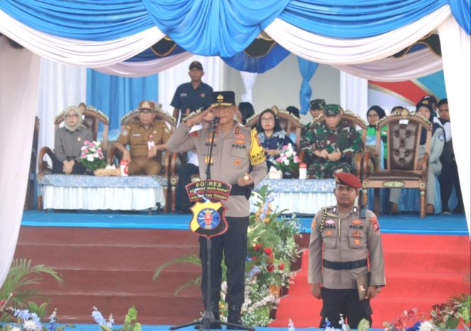 
					Pimpin Apel Ops Ketupat di Kobar, Kapolda Kalteng Apresiasi Kinerja Seluruh Unsur