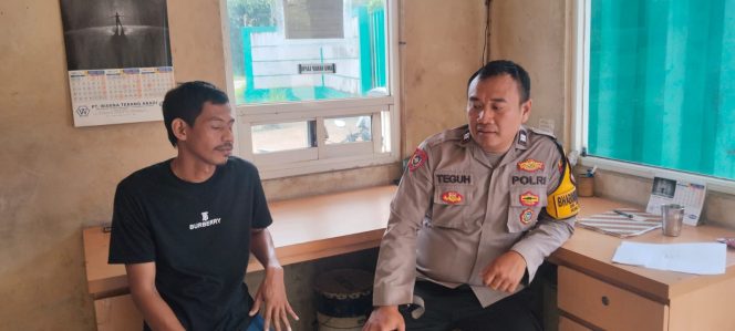 
					Perkuat Sinergi Kamtibmas, Bhabinkamtibmas Desa Cirarab Gencarkan Sambang dan Cooling System