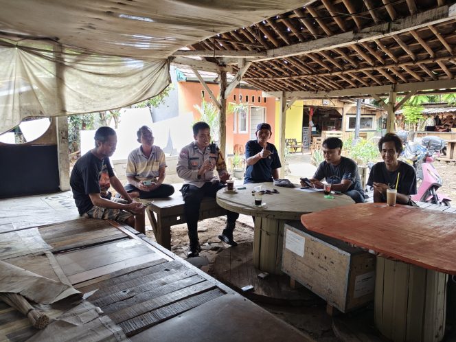 
					Sinergi Warga dan Polisi, Cooling System & KRYD Polsek Serpong Jaga Kondusifitas Lengkong Karya