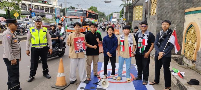 
					Polsek Ciputat Timur Amankan Aksi Mahasiswa KAMMI, Situasi Tetap Kondusif
