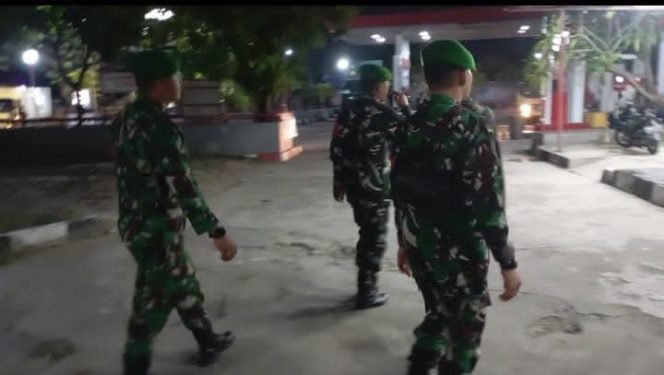 
					Sisir Jalur Rawan Koramil 05/Balaraja Patroli Siskamling 