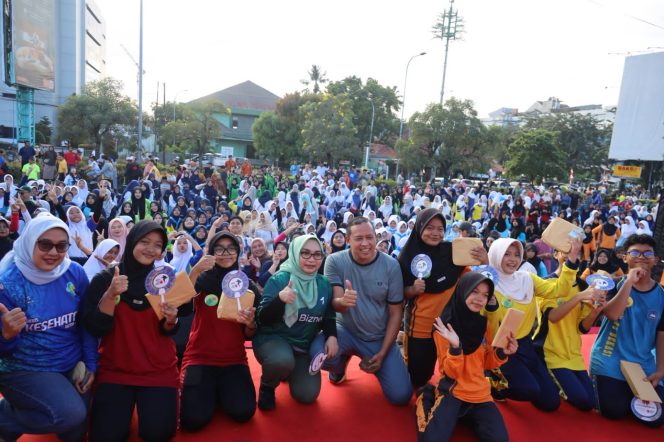 
					Wali Kota Bekasi Tri, Dorong MBG Ciptakan Menu Sehat yang Lezat dan Menarik bagi Anak Lewat Lomba di CFD