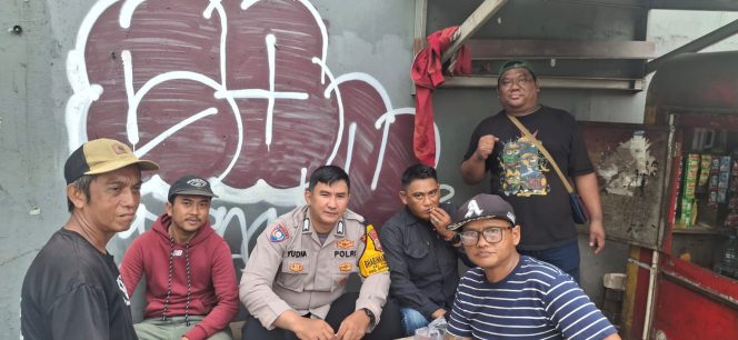 
					Sambang Warga, Bhabinkamtibmas Pakualam Tekankan Pentingnya Kamtibmas