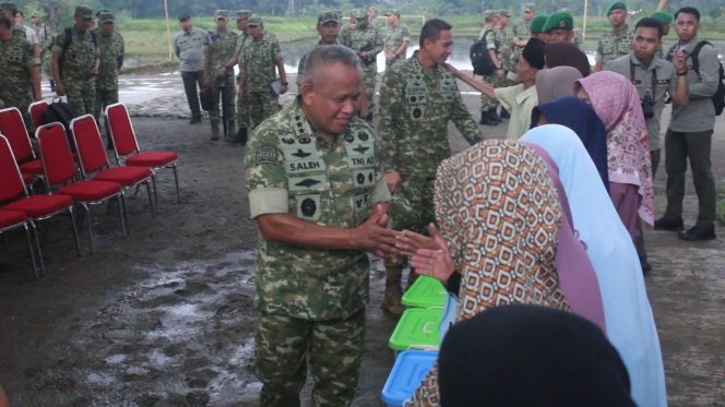 
					Wakasad Tinjau Pembangunan Yon TP 942/Arya Wangsakara di Tangerang