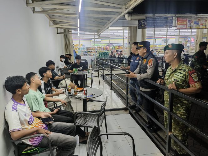 
					Patroli KRYD Polsek Cisauk, Wujud Nyata Jaga Keamanan Malam Hari dan Cegah Gangguan Kamtibmas