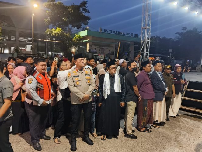 
					Polsek Serpong Kawal Keberangkatan Jemaah Haji 1447 H, Wujud Pelayanan Prima untuk Umat