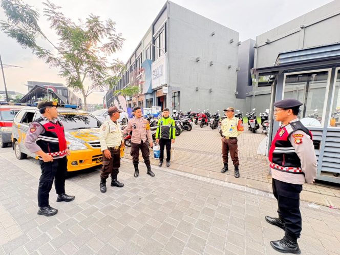 
					Patroli Cipkon KRYD dan Strong Point Polsek Pagedangan, Hadirkan Rasa Aman di Tengah Aktivitas Masyarakat