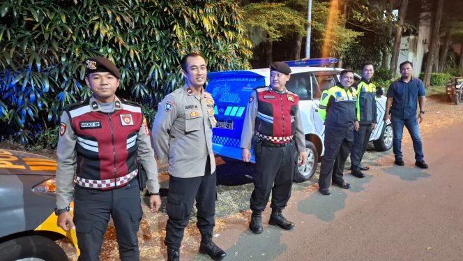 
					Patroli Malam Polsek Kelapa Dua Intensif, Tekan Aksi Balap Liar dan Gangguan Kamtibmas