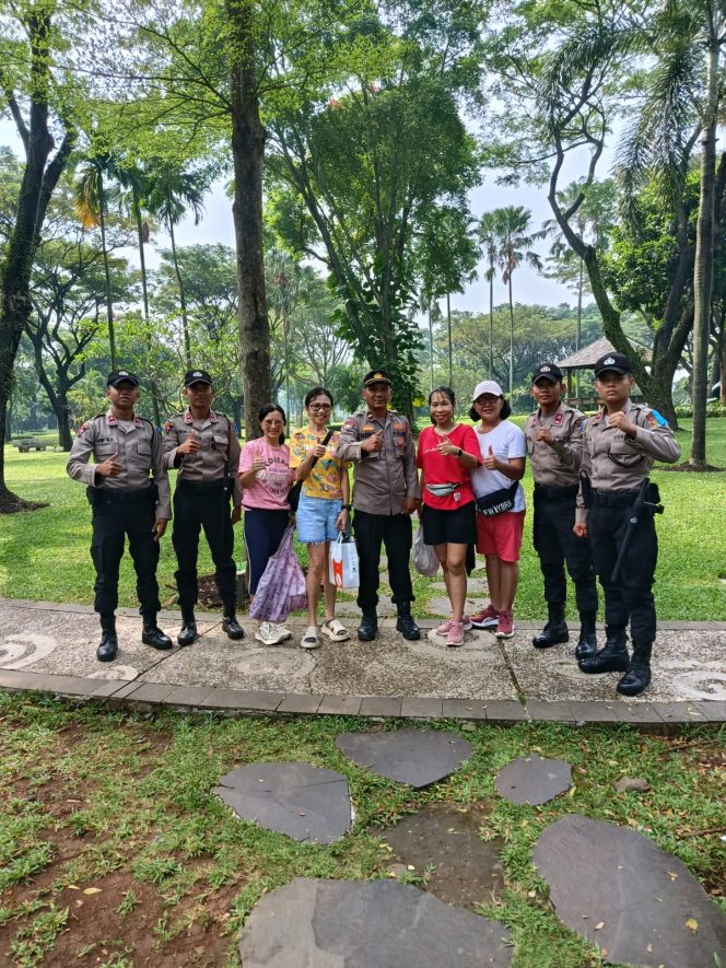 
					KRYD Polsek Kelapa Dua: DDS Humanis di Gading Serpong, Perkuat Sinergi Warga Cegah Gangguan Kamtibmas