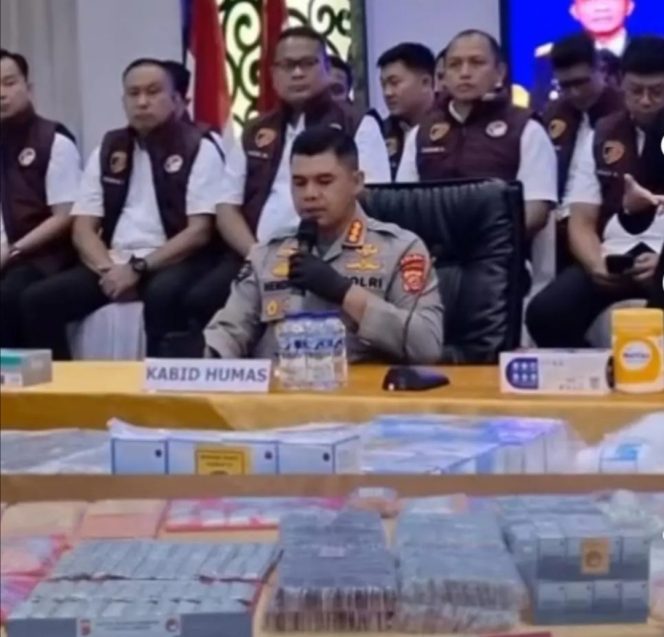 
					Polda Jabar Ungkap 1.138 Kasus Narkoba, 1.154 Tersangka Diamankan dalam 4 Bulan