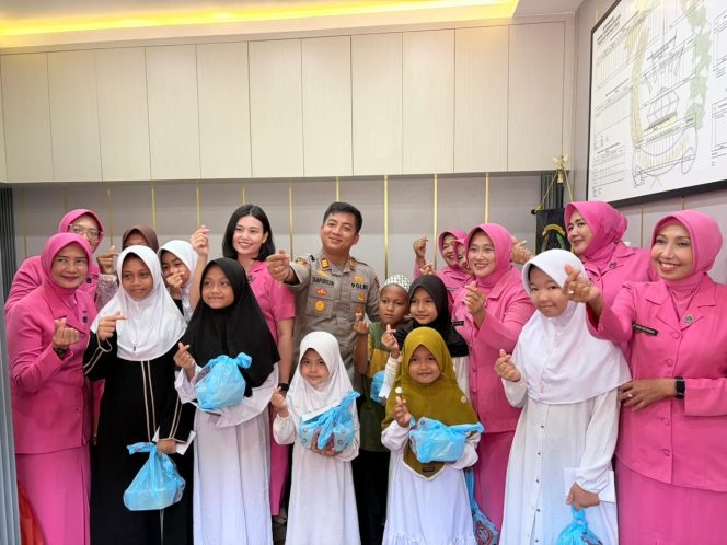 
					Polsek Curug Resmikan Kantor Bhayangkari dan Berbagi Santunan dengan Anak Yatim