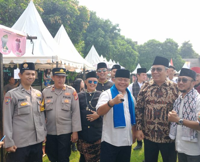 
					Gebyar Tradisi Betawi Tangsel Meriah, Polsek Ciputat Timur Laksanakan Pelayanan dan Pengamanan Kegiatan
